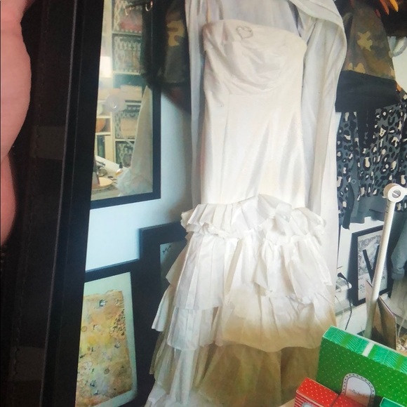 Wedding Dress - Picture 4 of 4